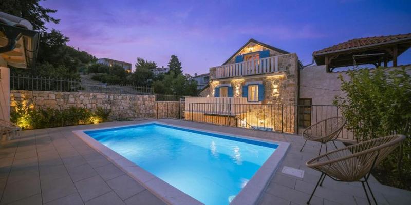 Kamena vila s bezvremenskim šarmom 